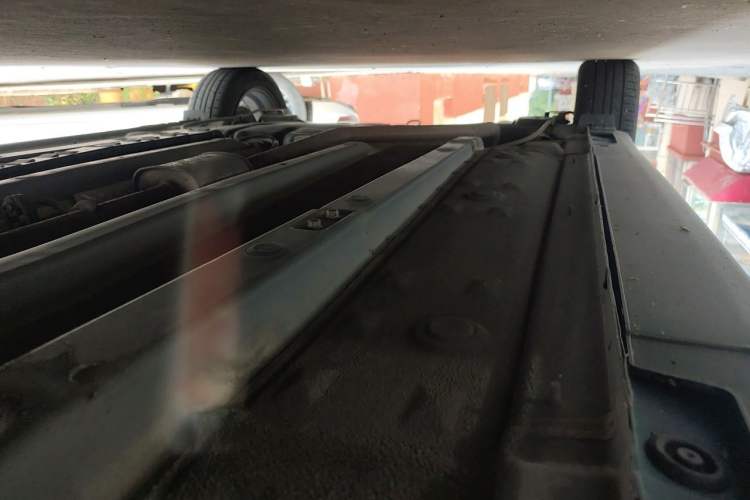Used Kia KX Cross 2017 1.4L AT GLS Chassis Front Right