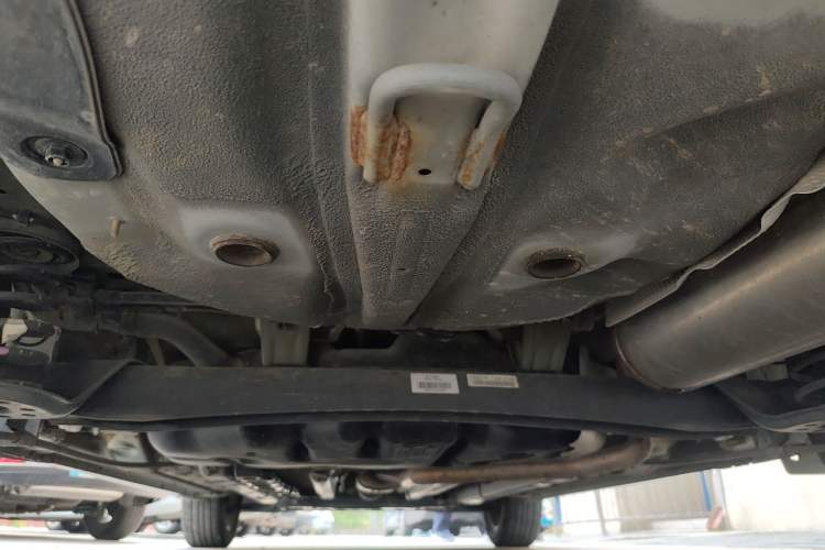 Used Kia KX Cross 2017 1.4L AT GLS Chassis Rear