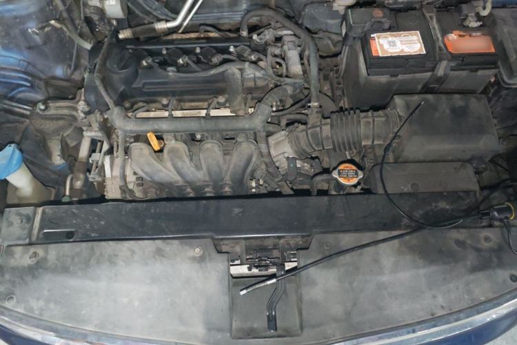 Used Kia KX Cross 2017 1.4L AT GLS Engine Bay