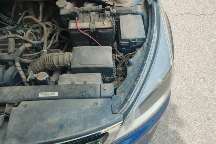 Used Kia KX Cross 2017 1.4L AT GLS Engine Bay Left