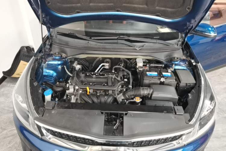 Used Kia KX Cross 2017 1.4L AT GLS Engine Bay