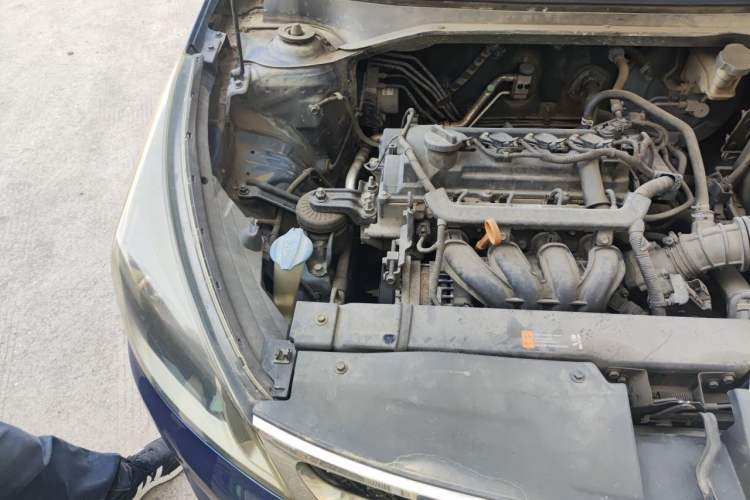 Used Kia KX Cross 2017 1.4L AT GLS Engine Bay Right