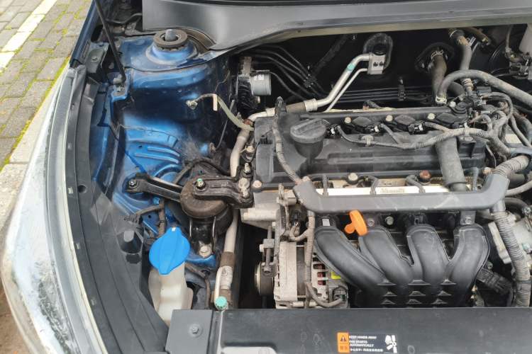Used Kia KX Cross 2017 1.4L AT GLS Engine Bay Right