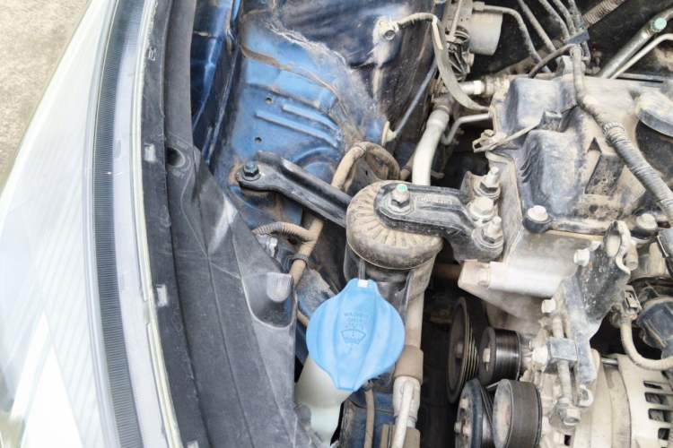 Used Kia KX Cross 2017 1.4L AT GLS Engine Bay Right