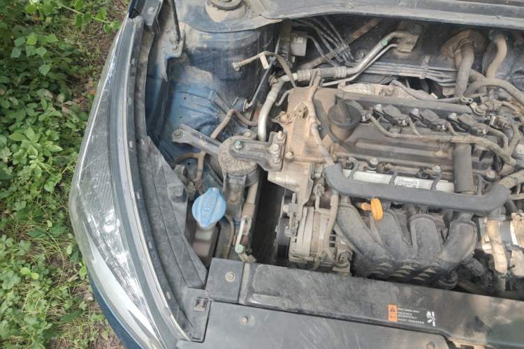 Used Kia KX Cross 2017 1.4L AT GLS Engine Bay Right