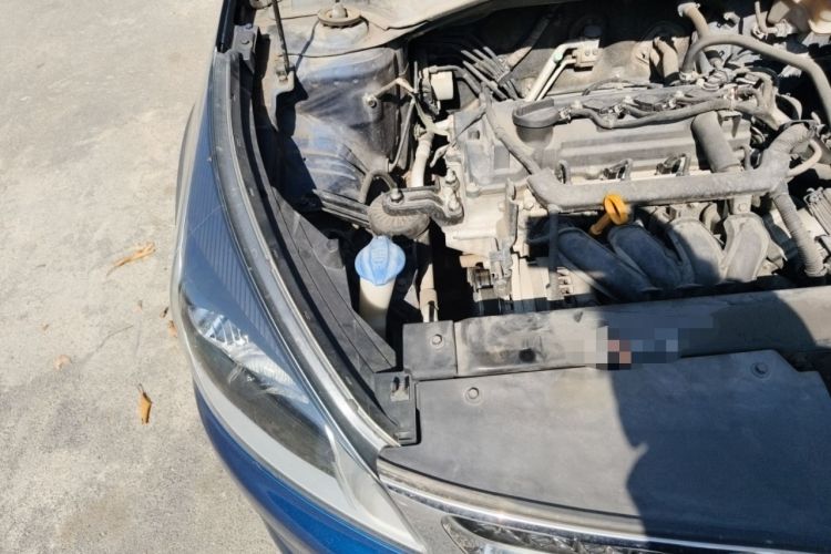 Used Kia KX Cross 2017 1.4L AT GLS Engine Bay Right