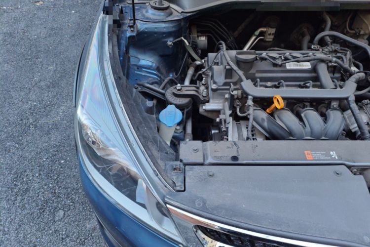 Used Kia KX Cross 2017 1.4L MT GLS Engine Bay Right