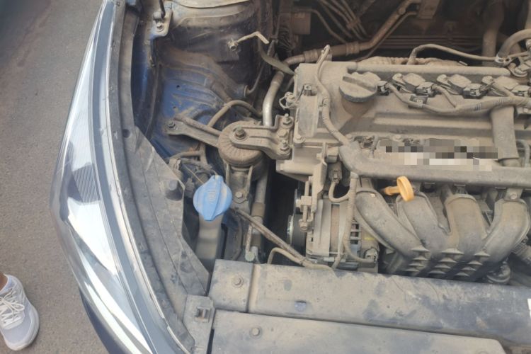 Used Kia KX Cross 2017 1.4L AT GLS Engine Bay Right