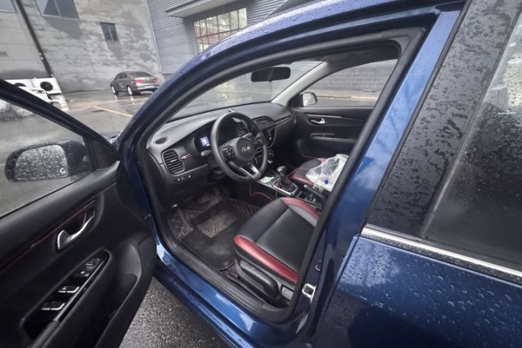Used Kia KX Cross 2017 1.4L AT GLS Exterior 5