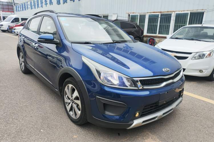 Used Kia KX Cross 2017 1.4L AT GLS Front Right 45 Deg
