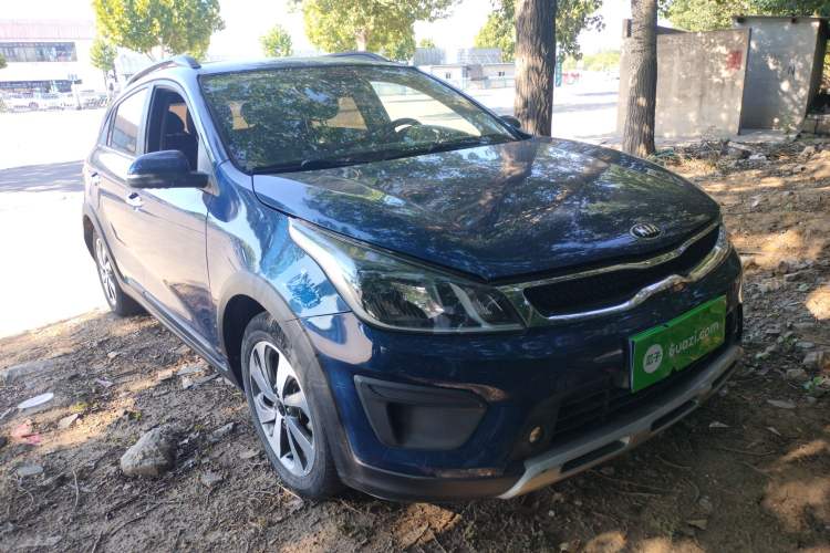 Used Kia KX Cross 2017 1.4L AT GLS Front Right 45 Deg