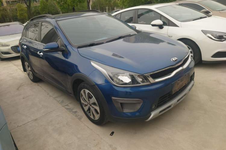 Used Kia KX Cross 2017 1.4L AT GLS Front Right 45 Deg