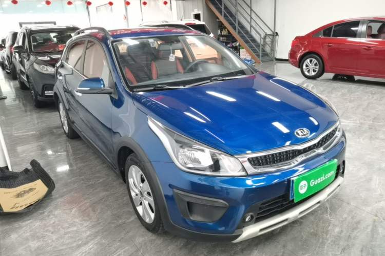 Used Kia KX Cross 2017 1.4L AT GLS Front Right 45 Deg