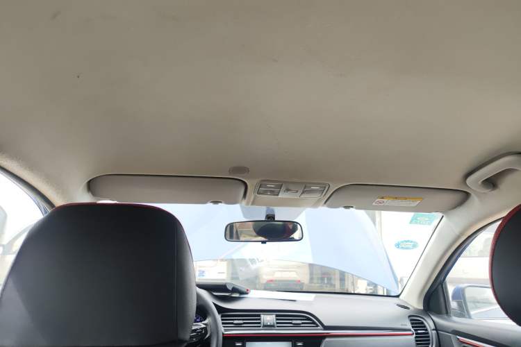 Used Kia KX Cross 2017 1.4L AT GLS Headliner