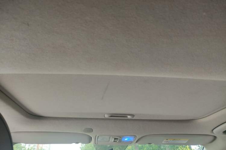 Used Kia KX Cross 2017 1.4L AT GLS Headliner