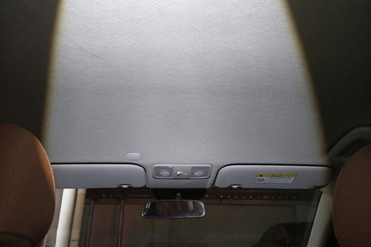 Used Kia KX Cross 2017 1.4L AT GLS Headliner