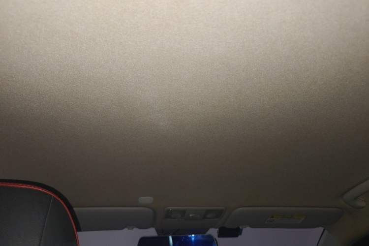 Used Kia KX Cross 2017 1.4L AT GLS Headliner