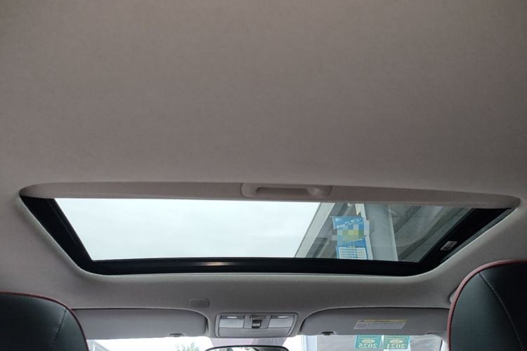 Used Kia KX Cross 2017 1.4L AT GLS Headliner