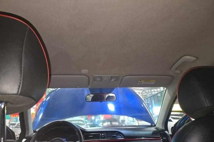 Used Kia KX Cross 2017 1.4L AT GLS Headliner