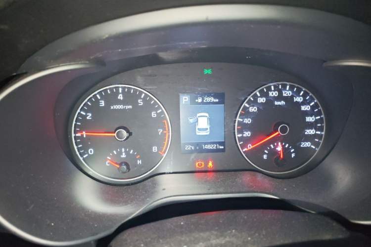Used Kia KX Cross 2017 1.4L AT GLS Instrument Cluster