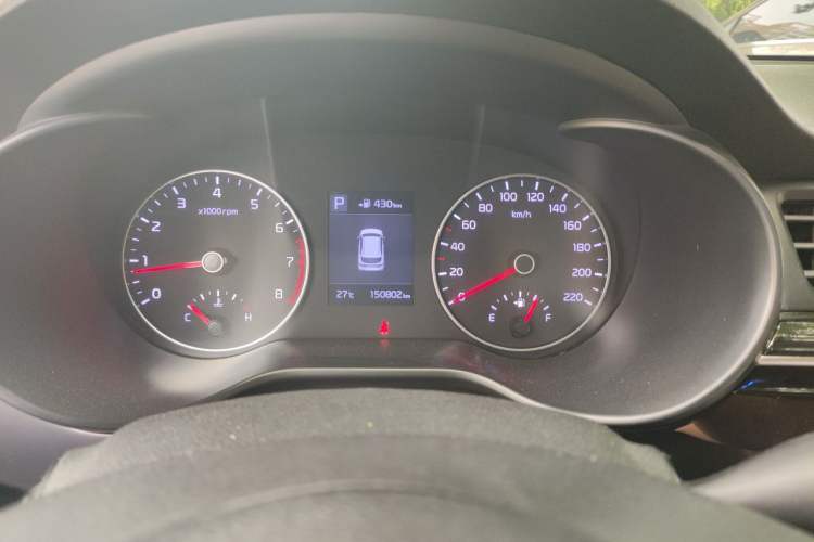 Used Kia KX Cross 2017 1.4L AT GLS Instrument Cluster