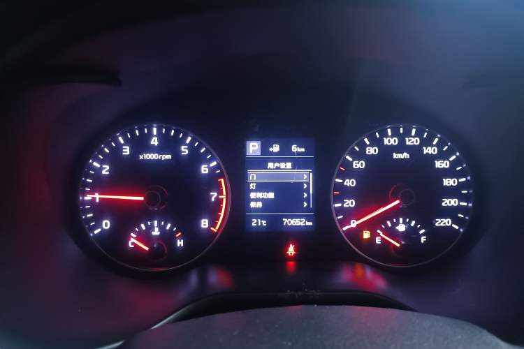 Used Kia KX Cross 2017 1.4L AT GLS Instrument Cluster