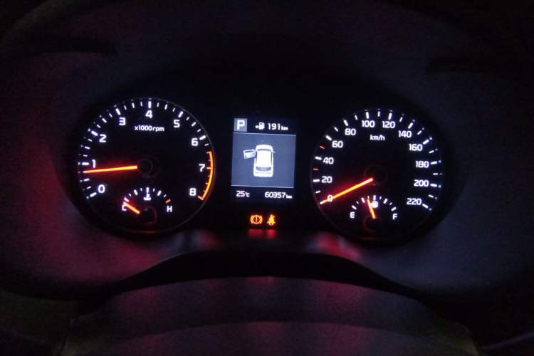 Used Kia KX Cross 2017 1.4L AT GLS Instrument Cluster
