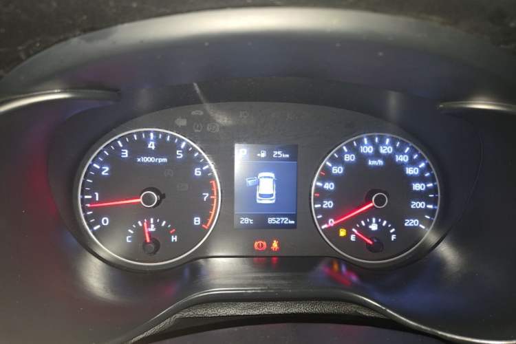Used Kia KX Cross 2017 1.4L AT GLS Instrument Cluster