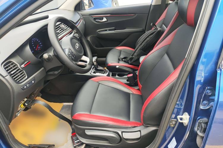 Used Kia KX Cross 2017 1.4L AT GLS Left Front Seat