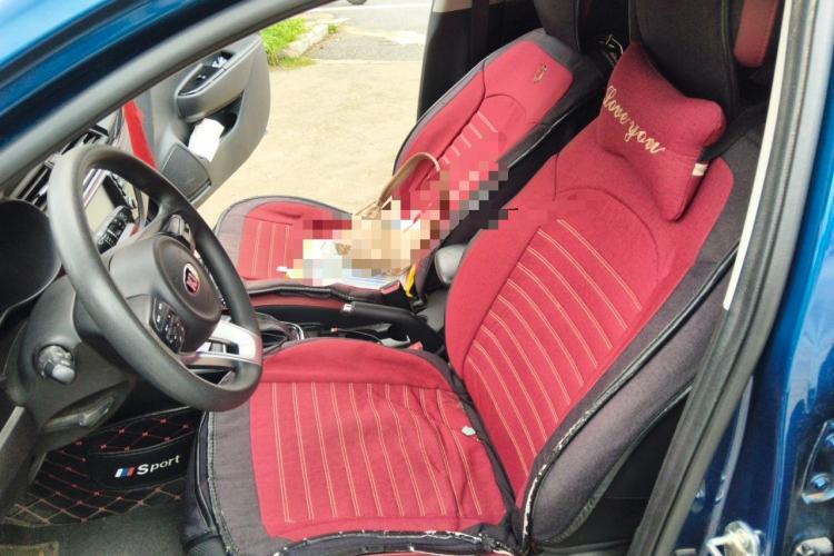 Used Kia KX Cross 2017 1.4L AT GLS Left Front Seat