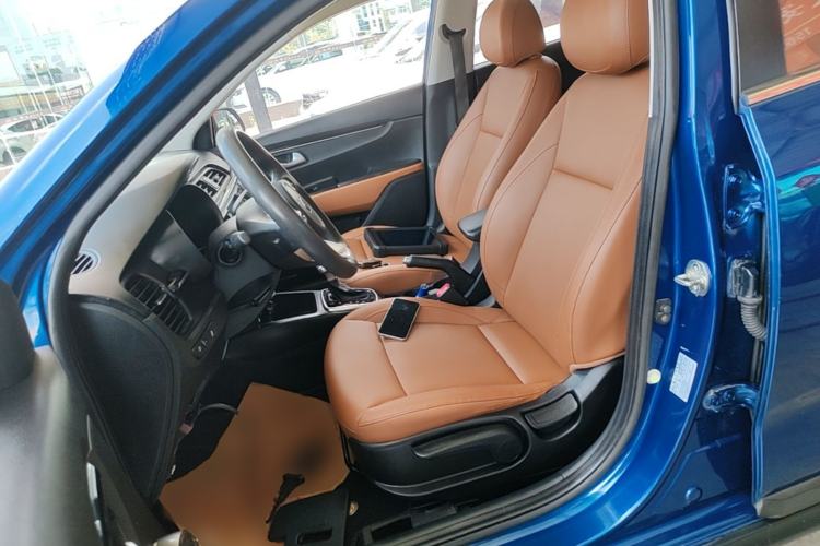 Used Kia KX Cross 2017 1.4L AT GLS Left Front Seat