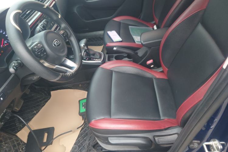 Used Kia KX Cross 2017 1.4L AT GLS Left Front Seat