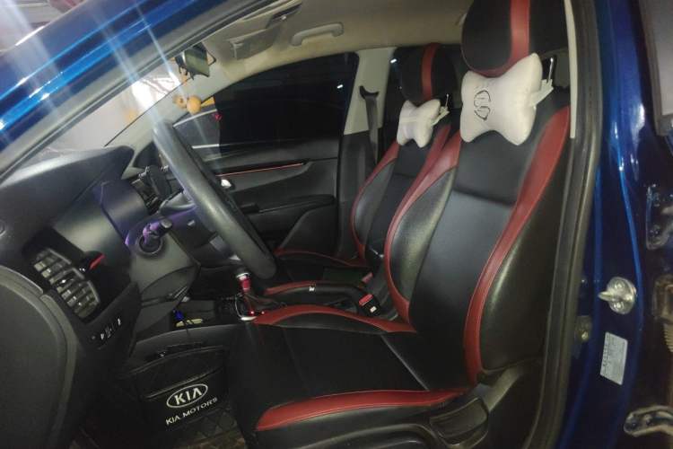 Used Kia KX Cross 2017 1.4L AT GLS Left Front Seat