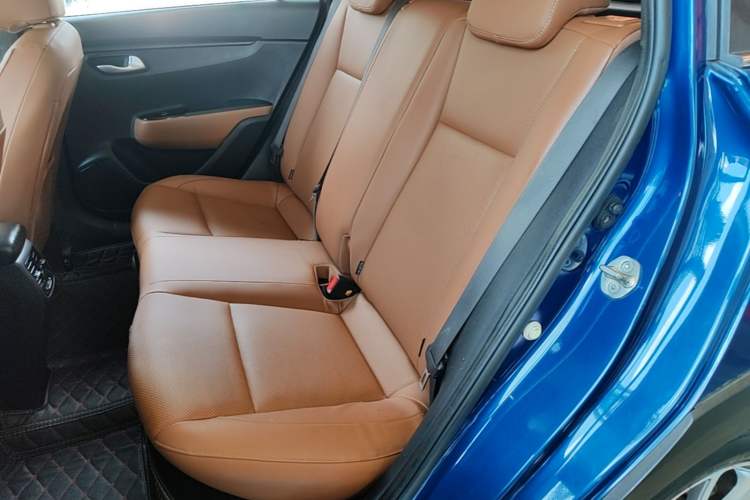 Used Kia KX Cross 2017 1.4L AT GLS Left Rear Seat