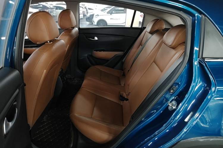 Used Kia KX Cross 2017 1.4L AT GLS Left Rear Seat