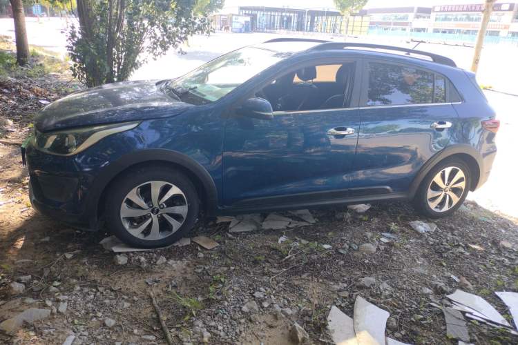 Used Kia KX Cross 2017 1.4L AT GLS Left Side