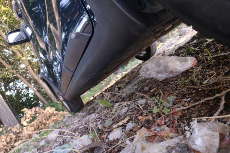 Used Kia KX Cross 2017 1.4L AT GLS Left Side Sill