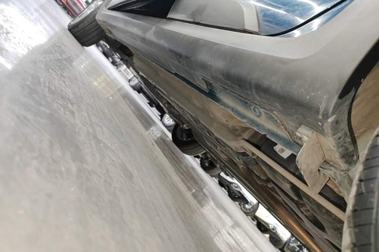 Used Kia KX Cross 2017 1.4L AT GLS Left Side Sill