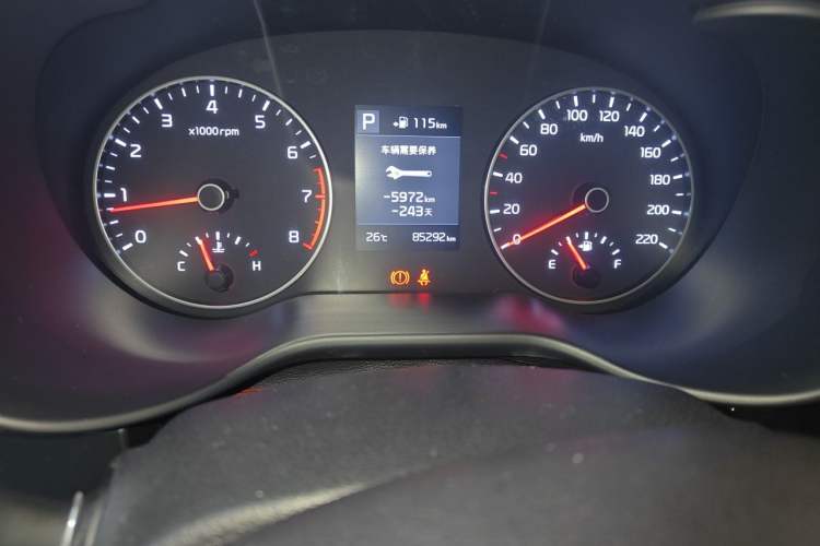 Used Kia KX Cross 2017 1.4L AT GLS Odometer Close Up