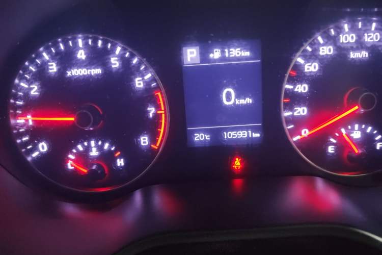 Used Kia KX Cross 2017 1.4L AT GLS Odometer Close Up