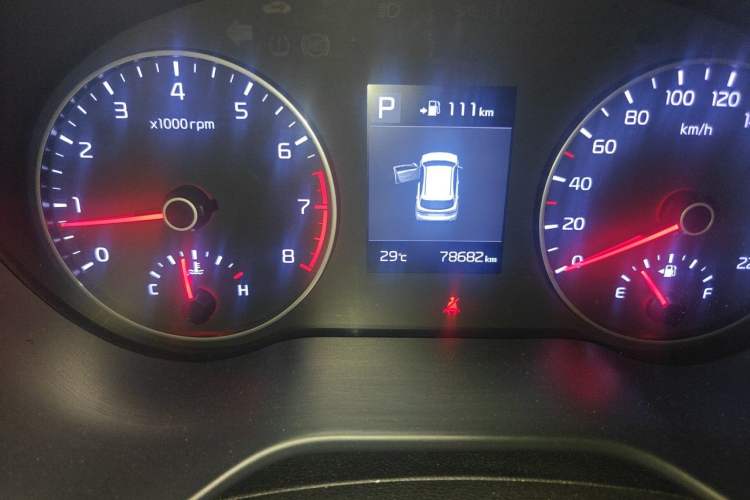 Used Kia KX Cross 2017 1.4L AT GLS Odometer Close Up