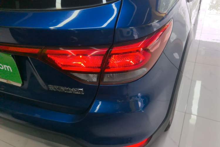 Used Kia KX Cross 2017 1.4L AT GLS Right Rear Taillight