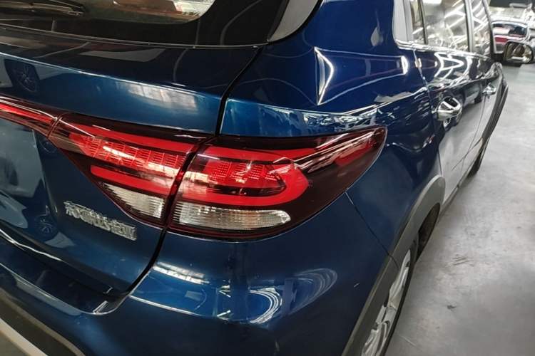 Used Kia KX Cross 2017 1.4L AT GLS Right Rear Taillight
