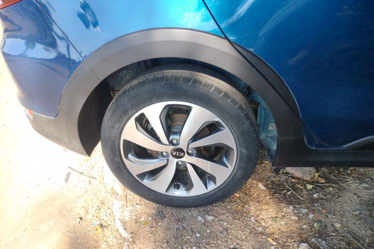 Used Kia KX Cross 2017 1.4L AT GLS Right Rear Wheel Hub