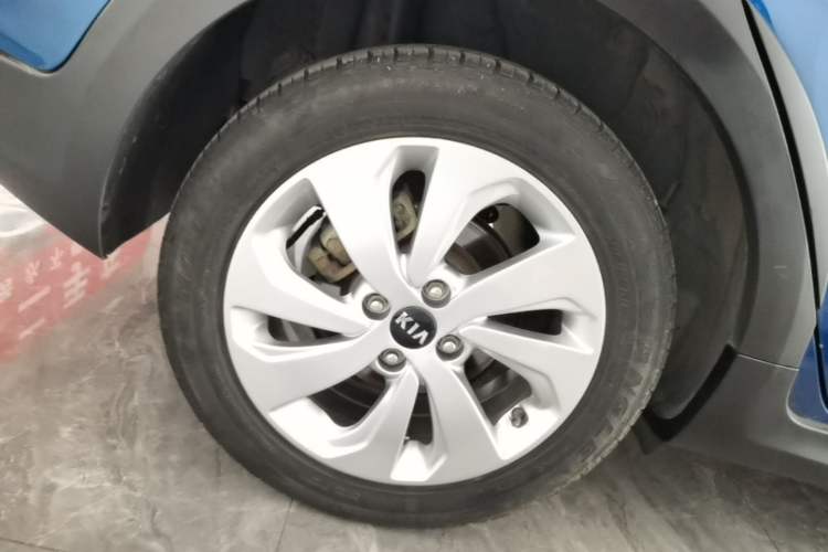 Used Kia KX Cross 2017 1.4L AT GLS Right Rear Wheel Hub