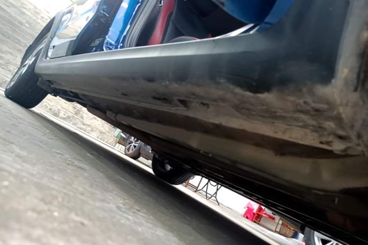 Used Kia KX Cross 2017 1.4L AT GLS Right Side Sill
