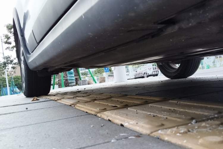 Used Kia KX Cross 2017 1.4L AT GLS Right Side Sill