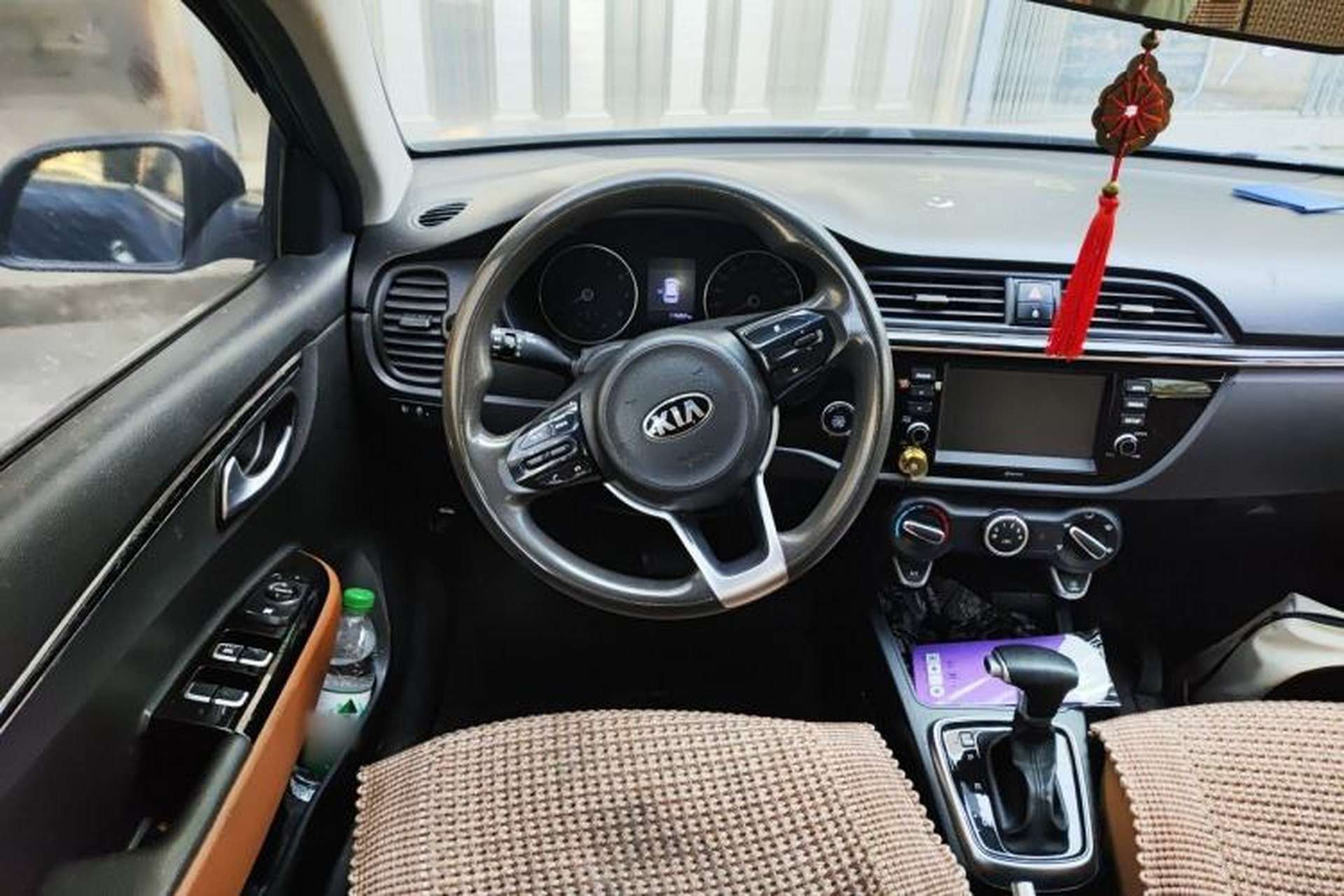 Used Kia KX Cross 2017 1.4L AT GLS Steering Wheel