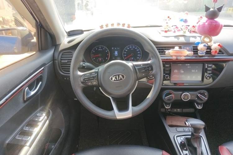 Used Kia KX Cross 2017 1.4L AT GLS Steering Wheel