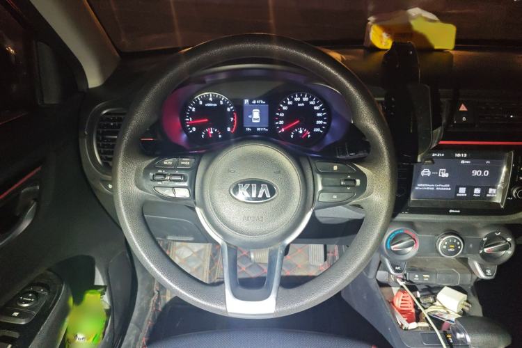Used Kia KX Cross 2017 1.4L AT GLS Steering Wheel